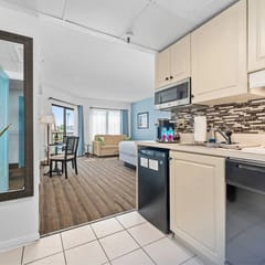 Garden View Balcony Studio, 3210 (Comfort)