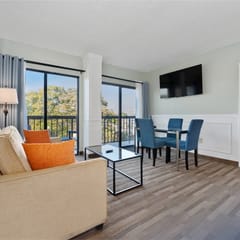 Garden View Balcony 2BR, 3405 (Comfort)