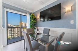 Fireworks View King Bedroom Penthouse w/Kitchen