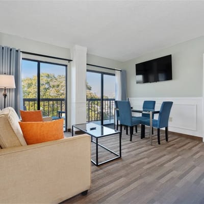 Garden View Balcony 2BR, 3405 (Comfort)